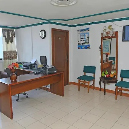 La Ceiba Guest house 2*