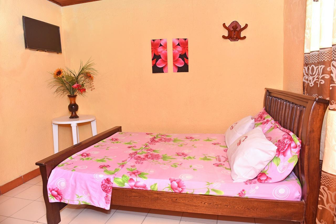 La Ceiba Guest house